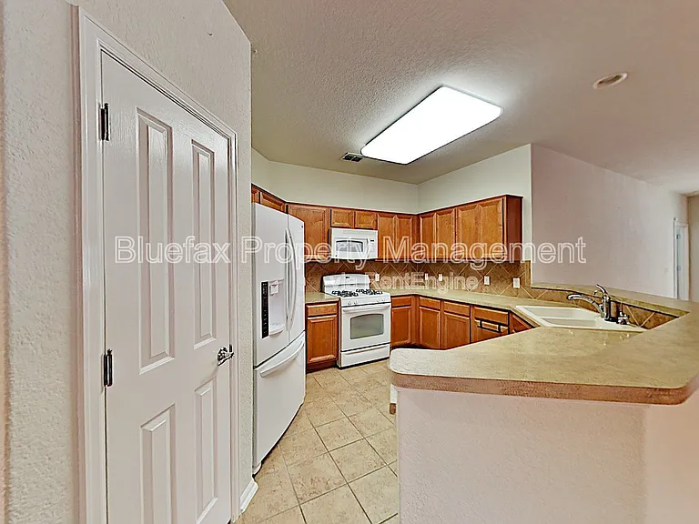 12702 Cascade Hls — Photo 16