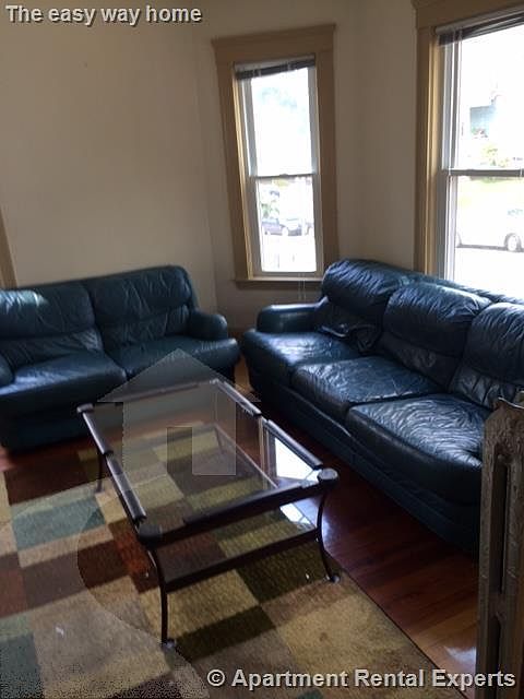 2nd image of 9 Lovell St #1S