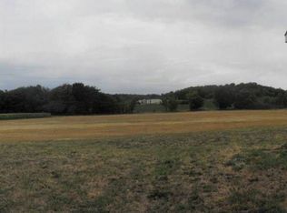 9170 Clarks Creek Rd, Junction City, KS 66441