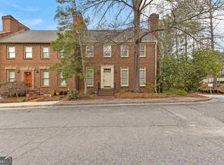210 Habersham Pl, Fayetteville, GA 30214