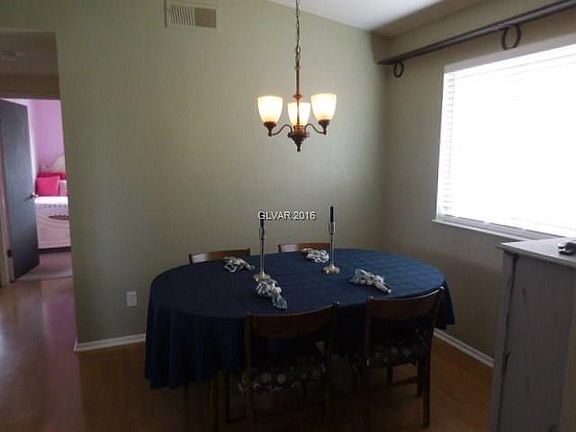 4th image of 1039 77th St E