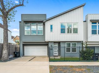 306 W Donovan St, Houston, TX 77091