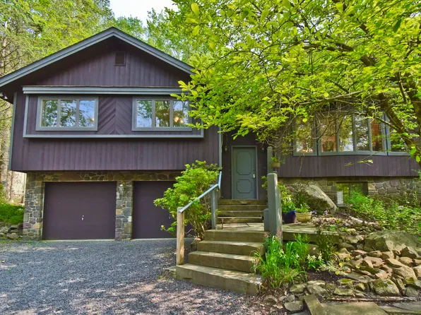 432 Miller Dr, Pocono Pines, PA 18350