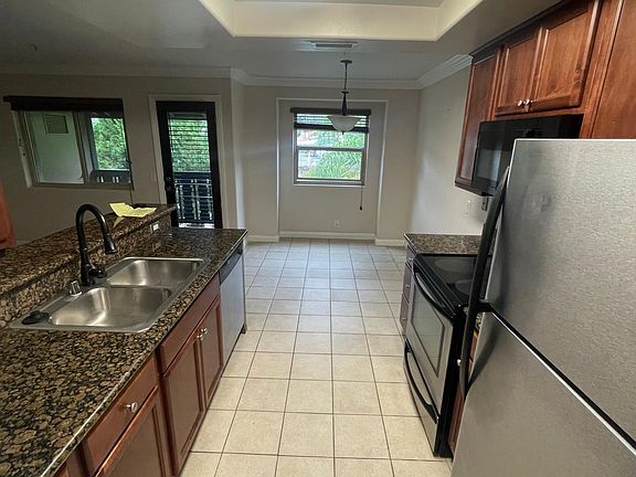 3rd image of 1434 Marshall Rd Unit 31