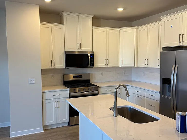 113 Abramo Victor Dr — Photo 6