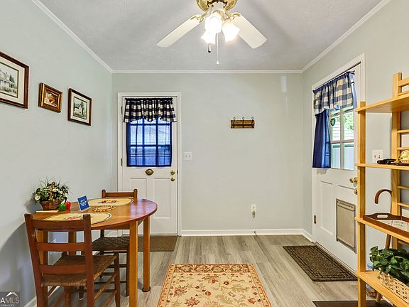 5th image of 4339 Rex Rd