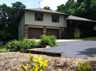 5034 S Farm Road 115, Brookline, MO 65619