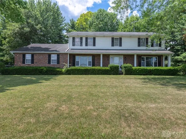 7380 Scarff Rd, New Carlisle, OH 45344