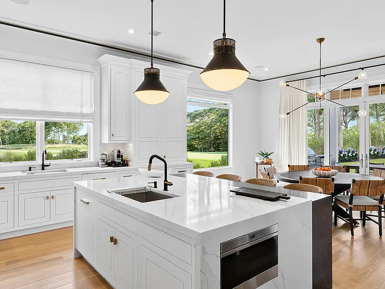 Fairway Ct — Photo 11