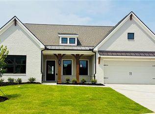 13 Piney Grove Ct, Auburn, GA 30011