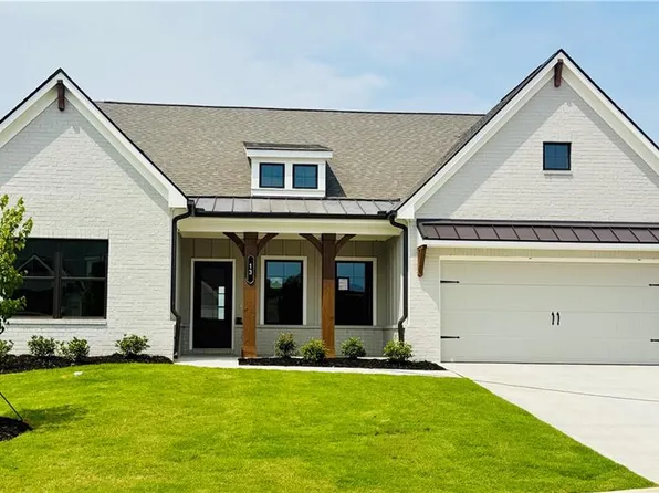 13 Piney Grove Ct, Auburn, GA 30011