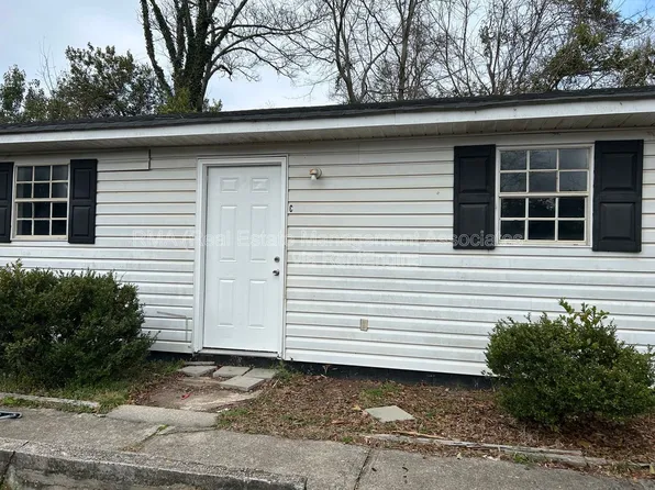 413 N Hill St #C, Griffin, GA 30223