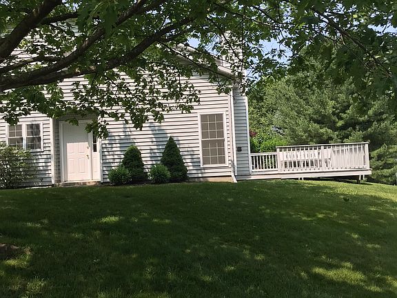 4th image of 2 Ashwood Ct
