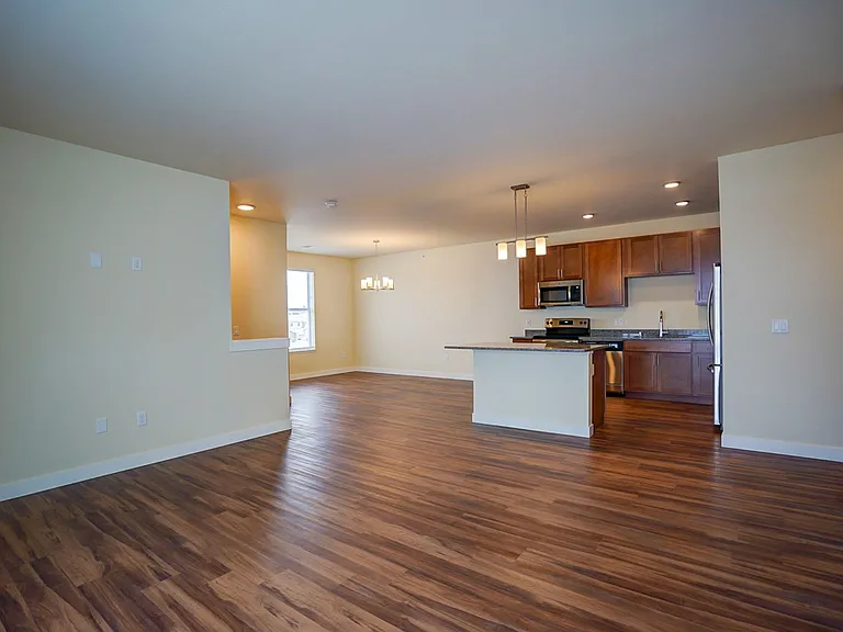 1270 Stonewood Xing — Photo 23