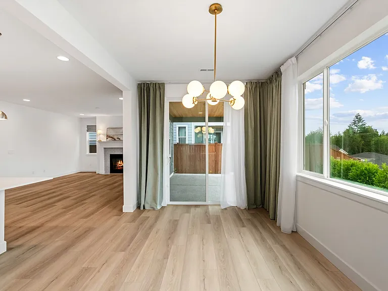 4510 Bristol Ln SE — Photo 10