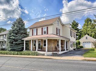 30 Diller Ave, New Holland, PA 17557
