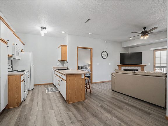 5th image of 250 Cimarron Dr Unit 114