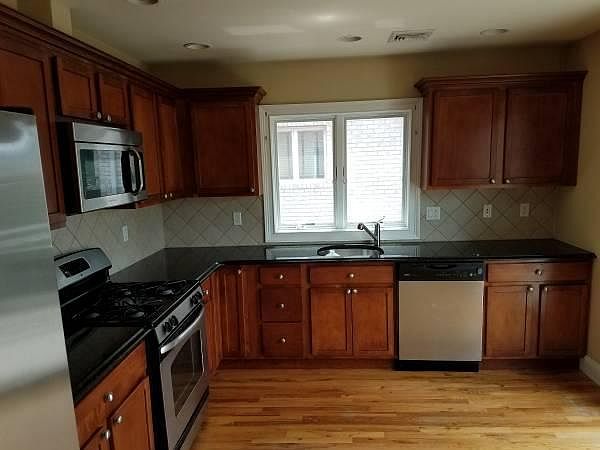 1st image of 84 Wickes Ave