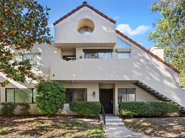 371 N Melrose Dr Unit A, Vista, CA 92083