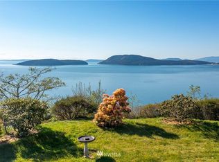 13034 Sunset Ln, Anacortes, WA 98221