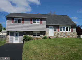 1053 Hilltop Rd, Warminster, PA 18974