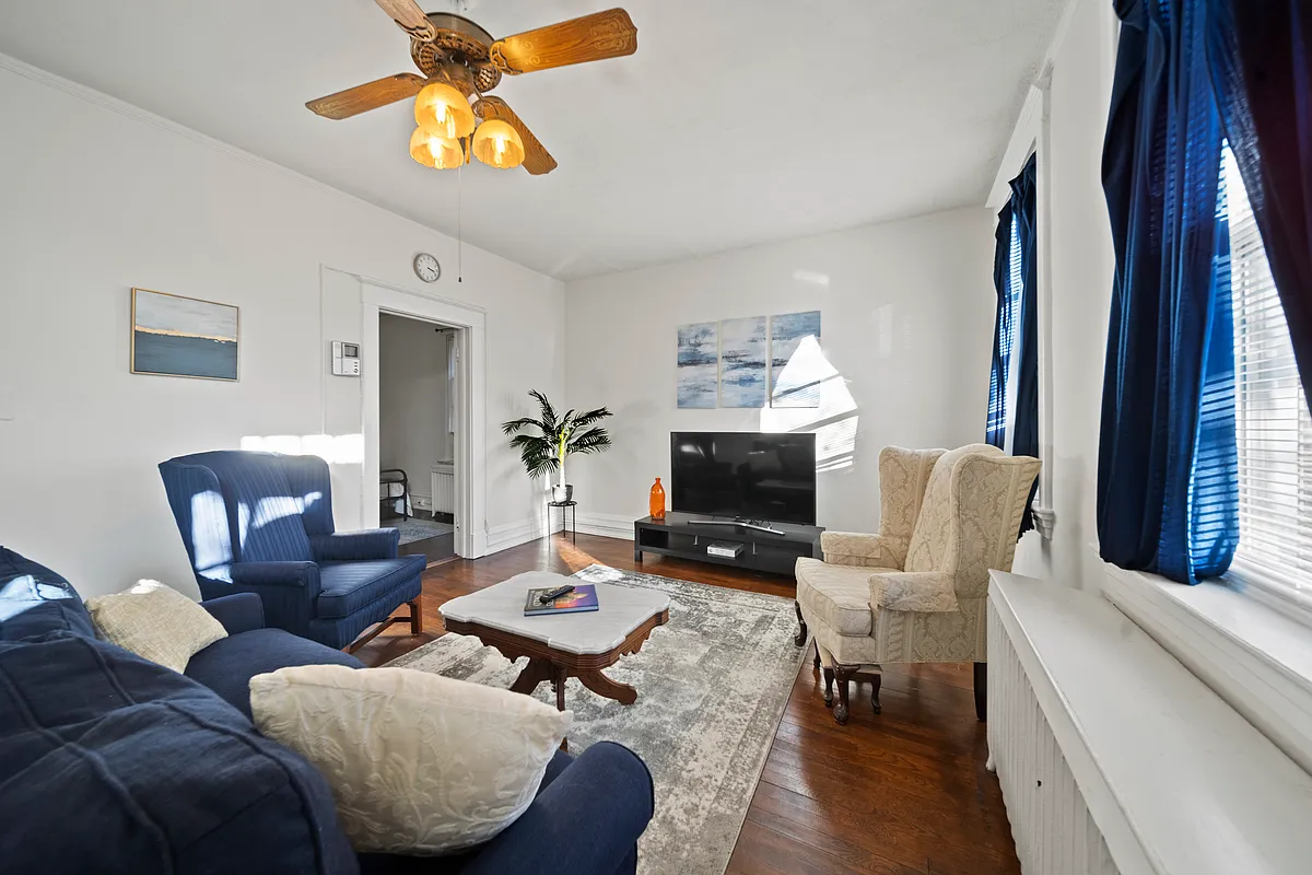 Building Photo - 3014 Park Ave #A