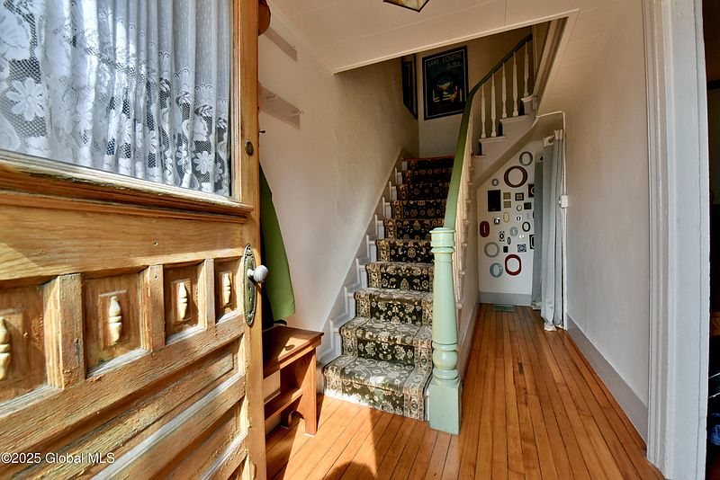 5th image of 21 Andrews Street