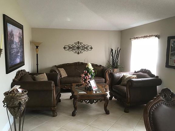 5th image of 361 SW Millard Dr