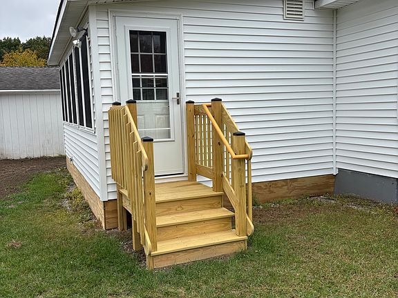 2nd image of 31 Logwood St