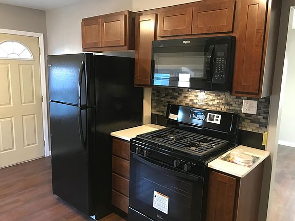 kitchen veiw 1