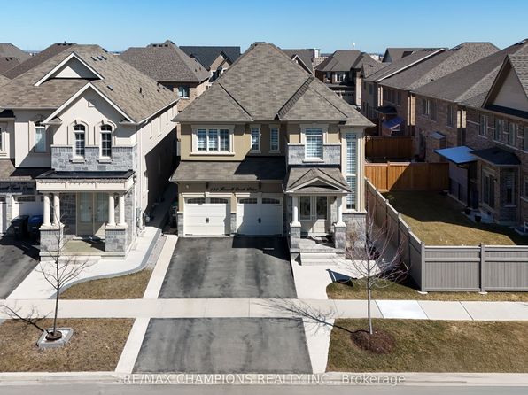 151 Russell Creek Dr, Brampton, ON L6R 4B4