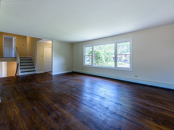 4th image of 251 Division St