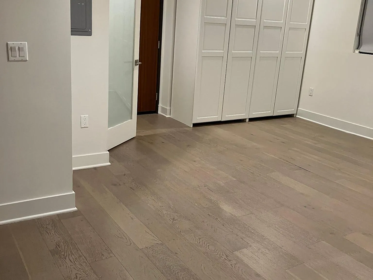 Studio, 450 sqft, $2,400 — Photo 2