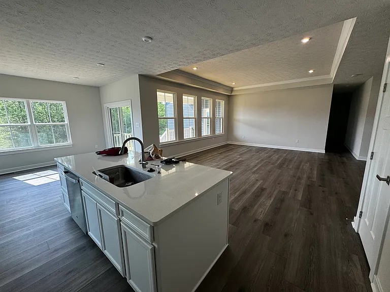 2011 Creswell Dr — Photo 21