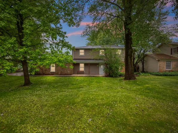 2213 Old Oak Dr, West Lafayette, IN 47906