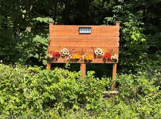 5550 Fisher Rd, Howell, MI 48855