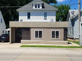 1002 W Oakland Ave #B, Austin, MN 55912