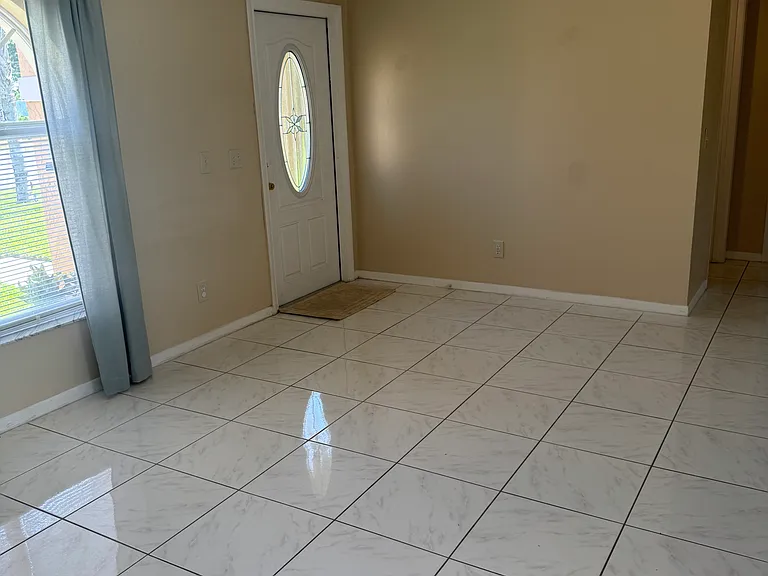136 Aldea Dr — Photo 4
