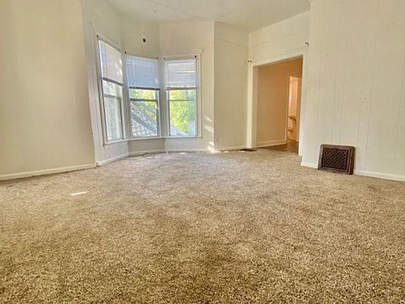 4th image of 51 Cliff St #51