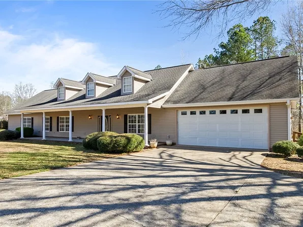 17174 Finnell Rd, Northport, AL 35475