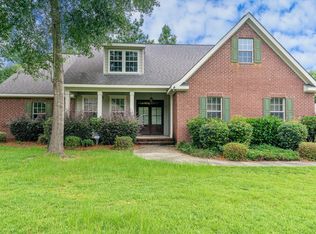 33 Chapel Hill Blvd E, Hattiesburg, MS 39402