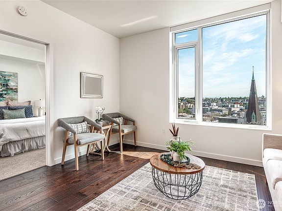 5th image of 1321 Seneca Street #1102