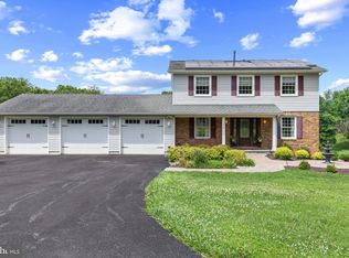 330 Kingston Cir, Sykesville, MD 21784