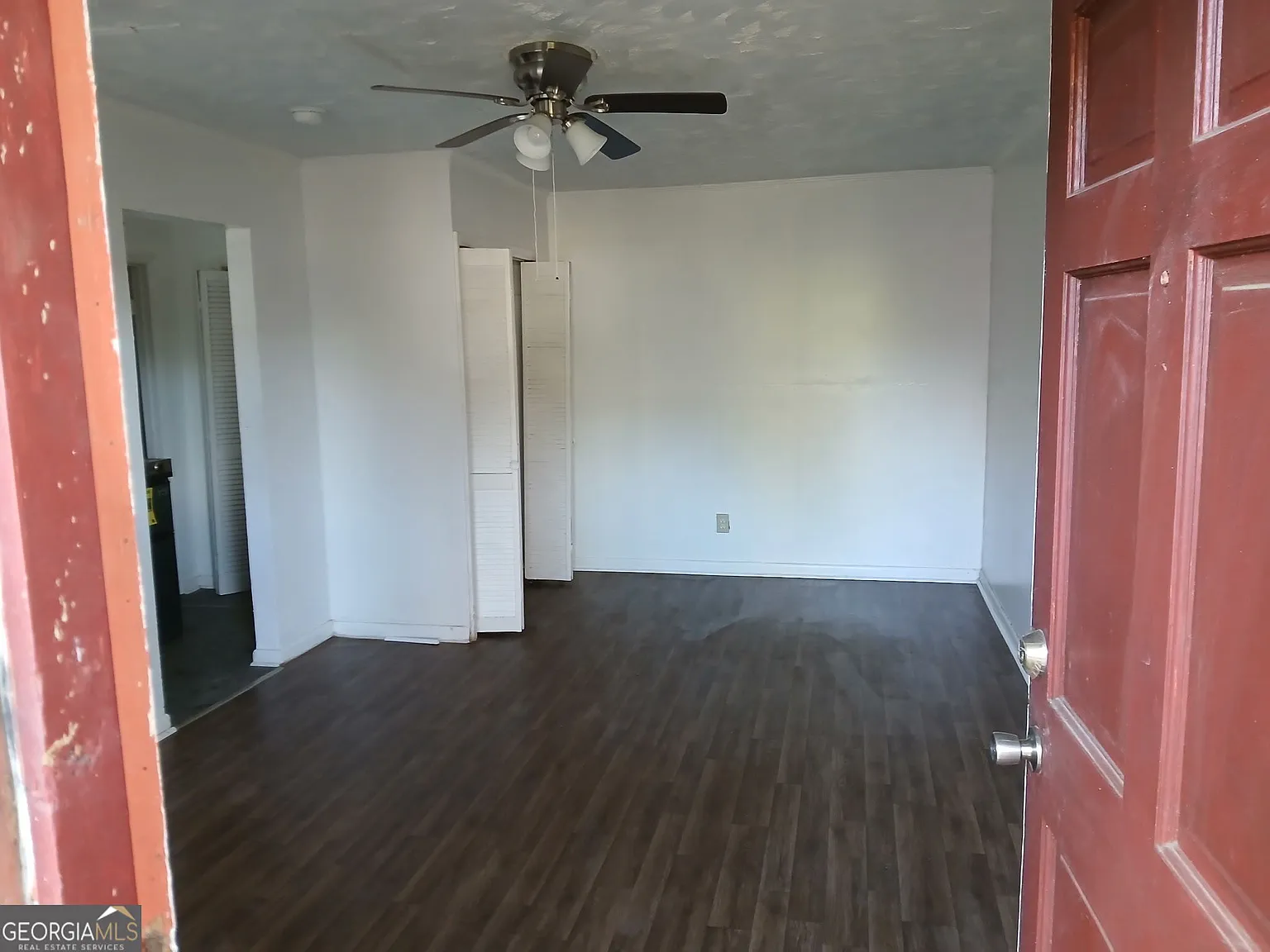 1 bed, 1.0 bath, 800 sqft, $850 — Photo 2