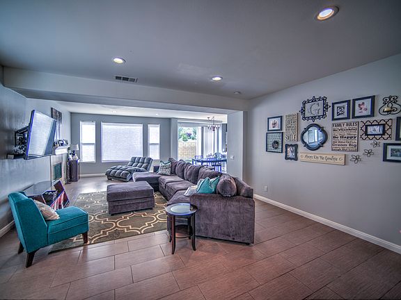 2nd image of 17528 Gladesworth Ln