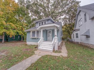 607 S 21st St, Belleville, IL 62226