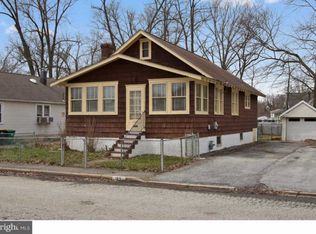 105 Beech Ave, Elsmere, DE 19805