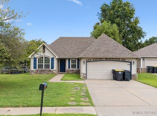28075 E 148th Pl S, Coweta, OK 74429