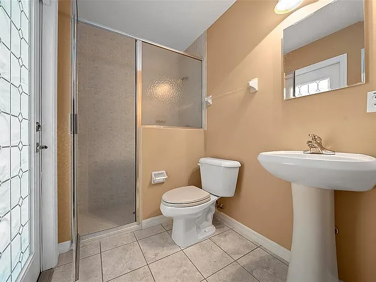 2nd Bathroom