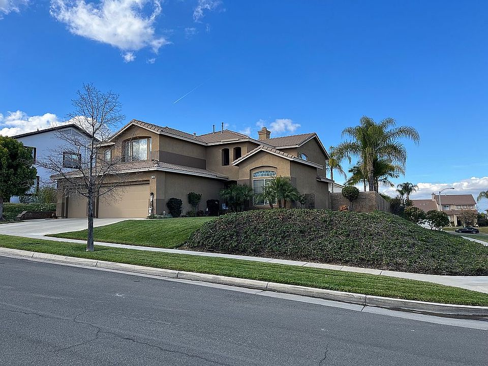 2nd image of 4156 Crooked Stick Ln